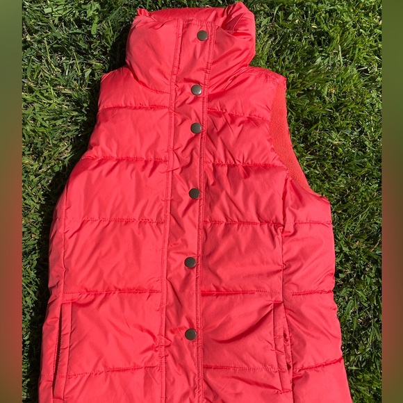 Old Navy Jackets & Blazers - Old navy puffer vest